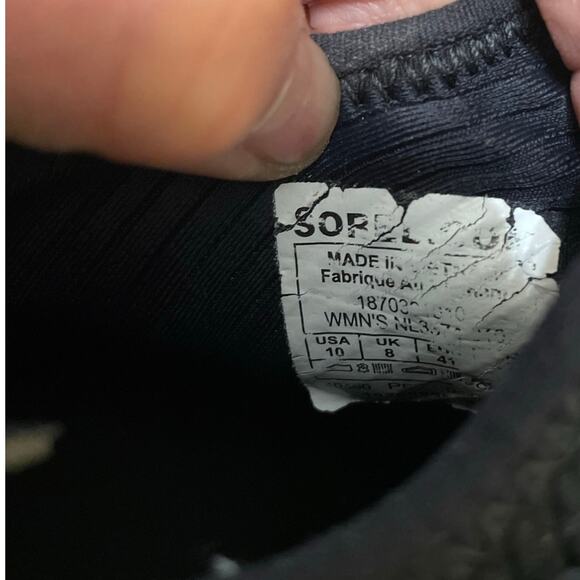 Size 10 Women's' SOREL KINETIC Waterproof Black And Cream Strap Ankle Boot/Shoe - Picture 12 of 12